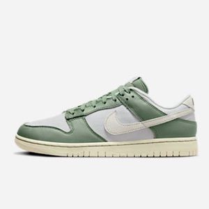 Nike Dunk Low Retro
Premium